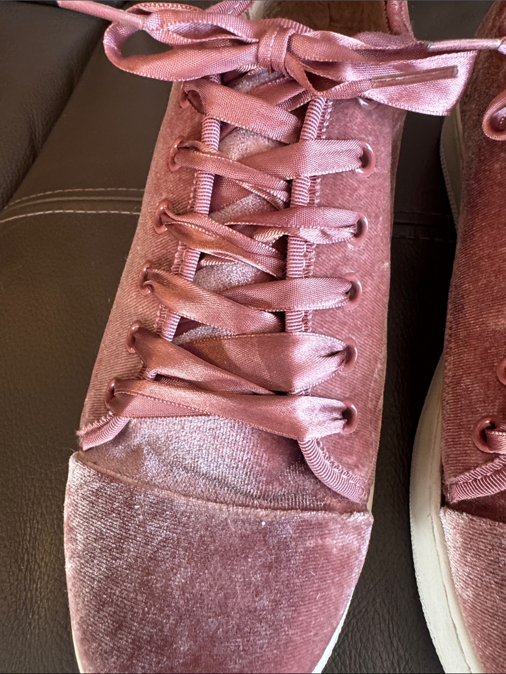 Steve Madden Pink Velvet Platform Sneakers - Picture 4 of 16